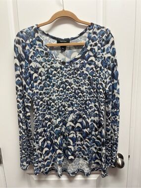 Karen Kane Blue Feather Abstract Graphic Knit Top Small Long Sleeve High Low